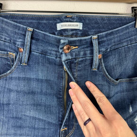 Good American Good Waist Chewed Hem High Waist Distressed Skinny Jeans - Picture 7 of 9